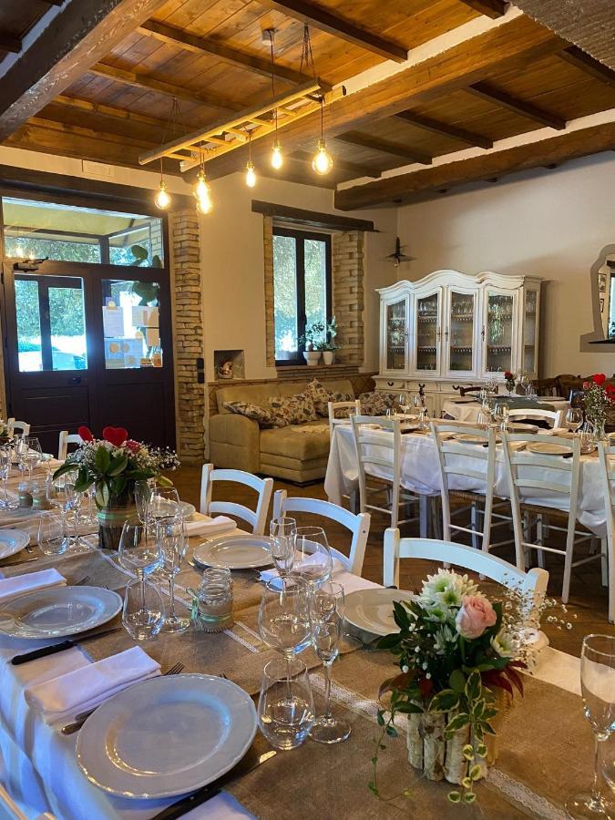 Societa Agricola F.Lli Angelucci Villa Cannara ภายนอก รูปภาพ