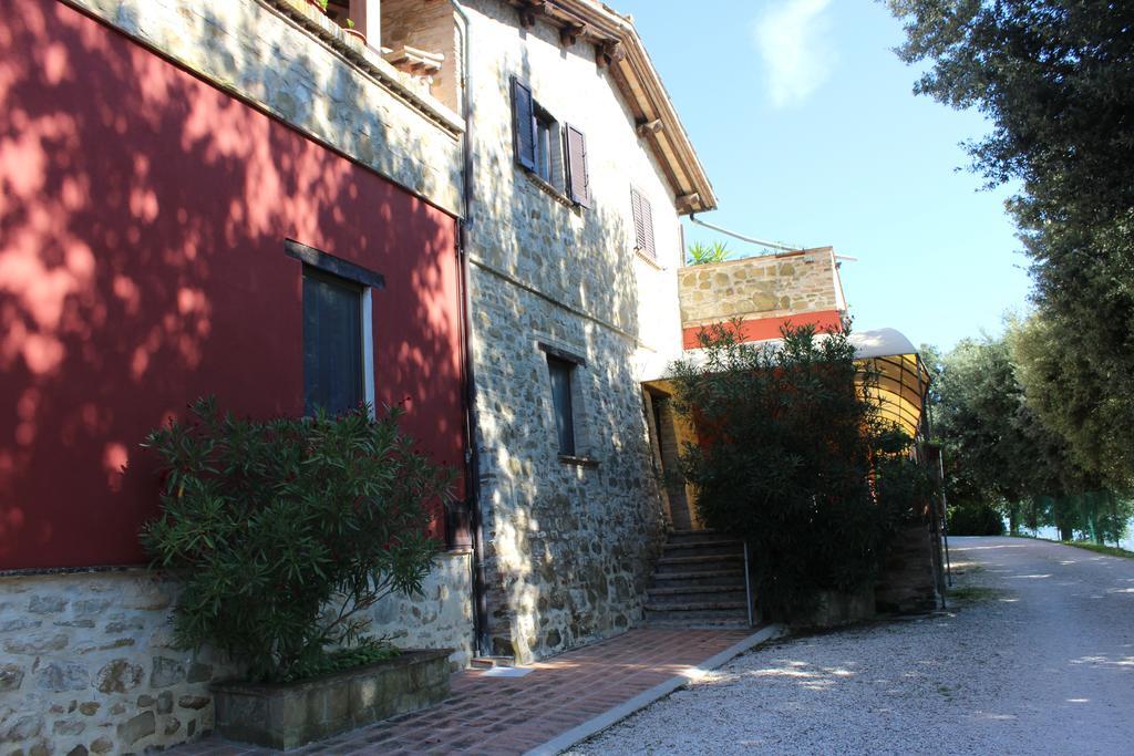 Societa Agricola F.Lli Angelucci Villa Cannara ภายนอก รูปภาพ