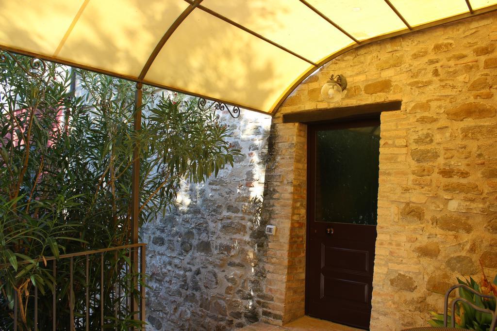 Societa Agricola F.Lli Angelucci Villa Cannara ภายนอก รูปภาพ