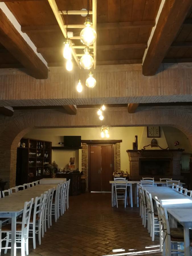 Societa Agricola F.Lli Angelucci Villa Cannara ภายนอก รูปภาพ