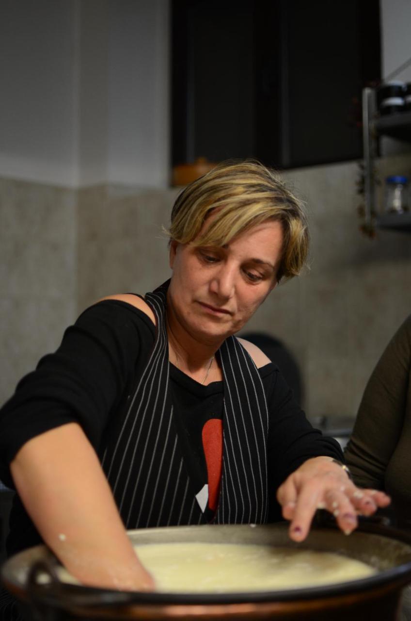Societa Agricola F.Lli Angelucci Villa Cannara ภายนอก รูปภาพ